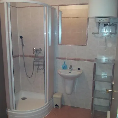 Cs Robin Oil Kasperske Hory Apartment Exterior photo